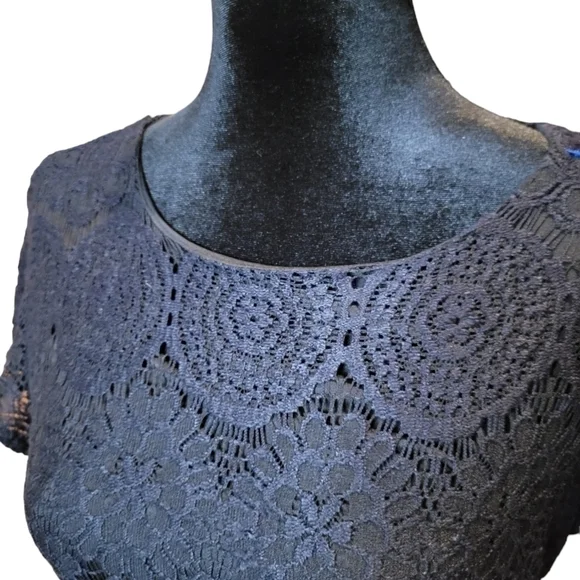 NWOT Laundry by Shelly Segal - Picture 3 of 6